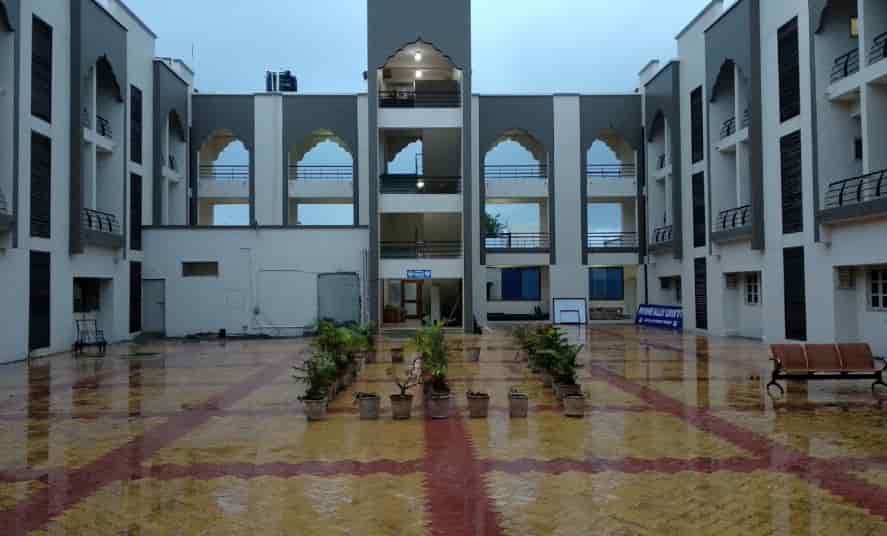 Hotel Lilavati Atithi Bhawan Building